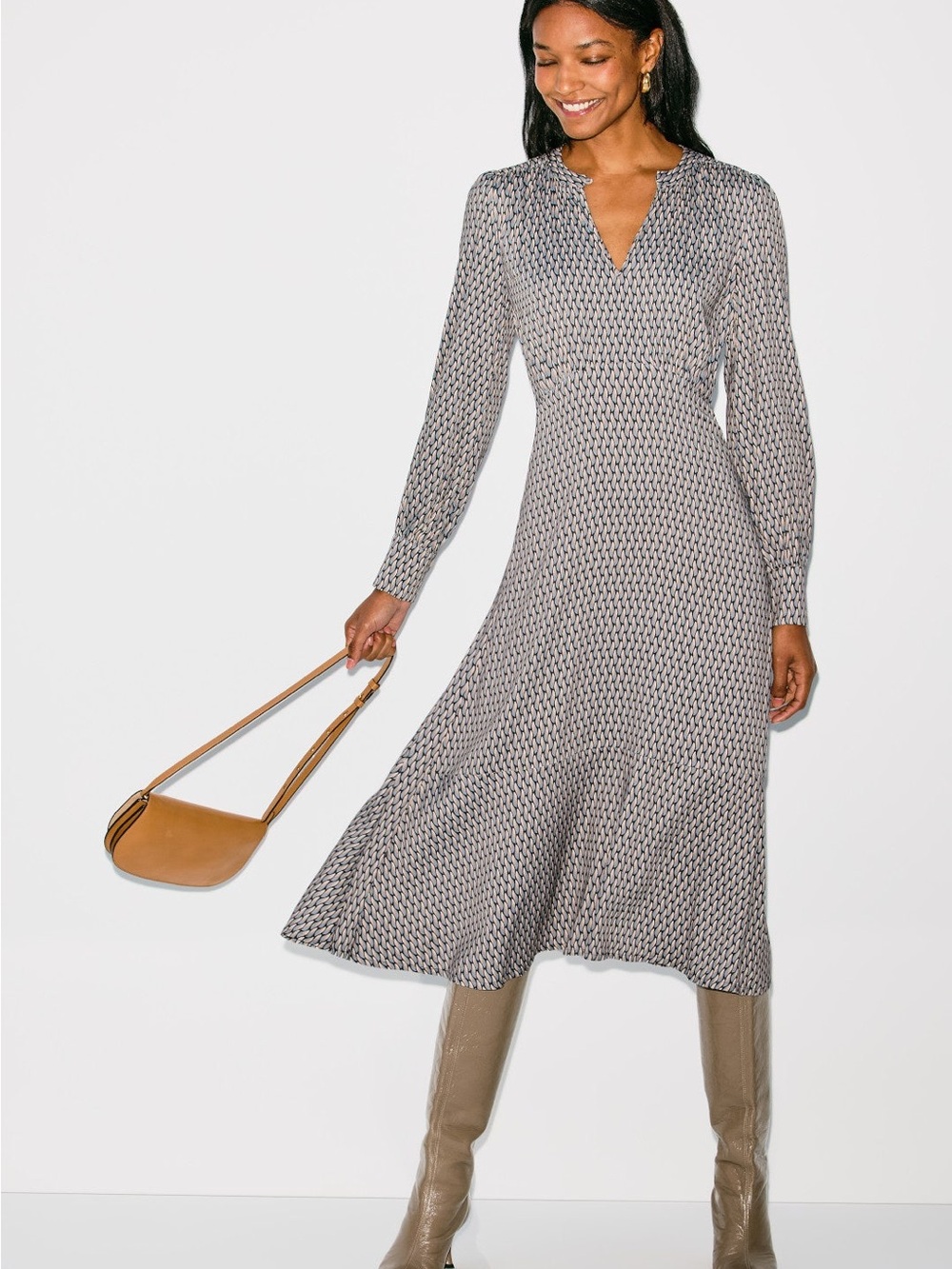 Notched V-Neck Printed Long-Sleeve Midi Dress in Grey and Black
